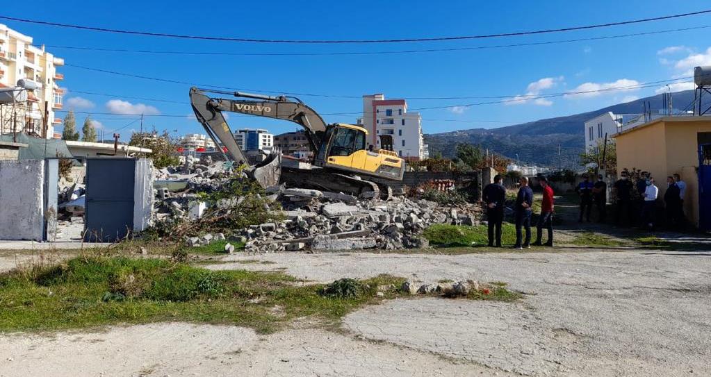 IMT nis shembjen e objekteve pa leje ne Oblike, lirohen hapesirat publike